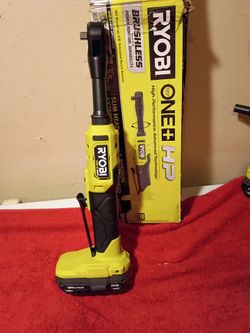 18 volt Ryobi brushless 3/8 extended ratchet Con batería $$165