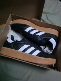 Adidas Samba xlg size 11