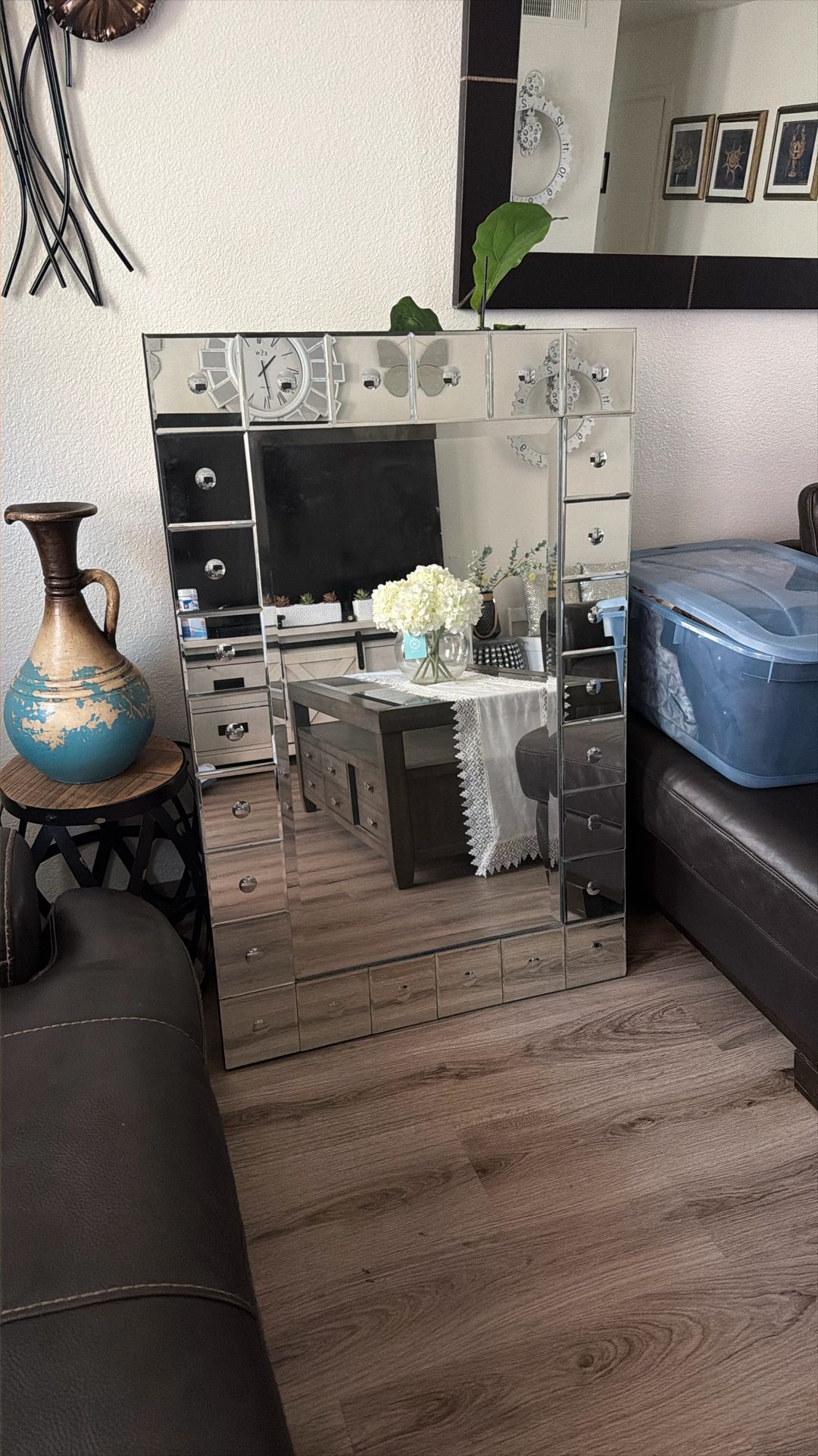 Mirror Dimension 46x 31