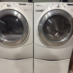 Washer And Dryer Set (Gas) Whirlpool 