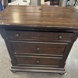 Night Stand With Hidden  Outlet 