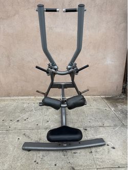Matrix free weight lat pull down gym machine