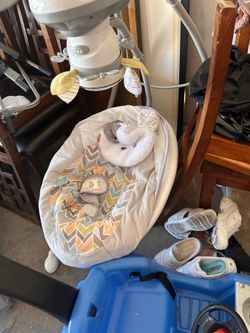 Baby swing