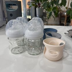 Philips Avent Glass Baby Bottles With Silicone Covers