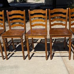 5 or 4 dining room chairs