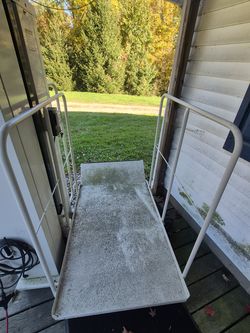 Mac's Lift Gate Vertical Platform Wheelchair Lift