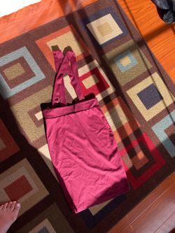 Burgundy pencil skirt