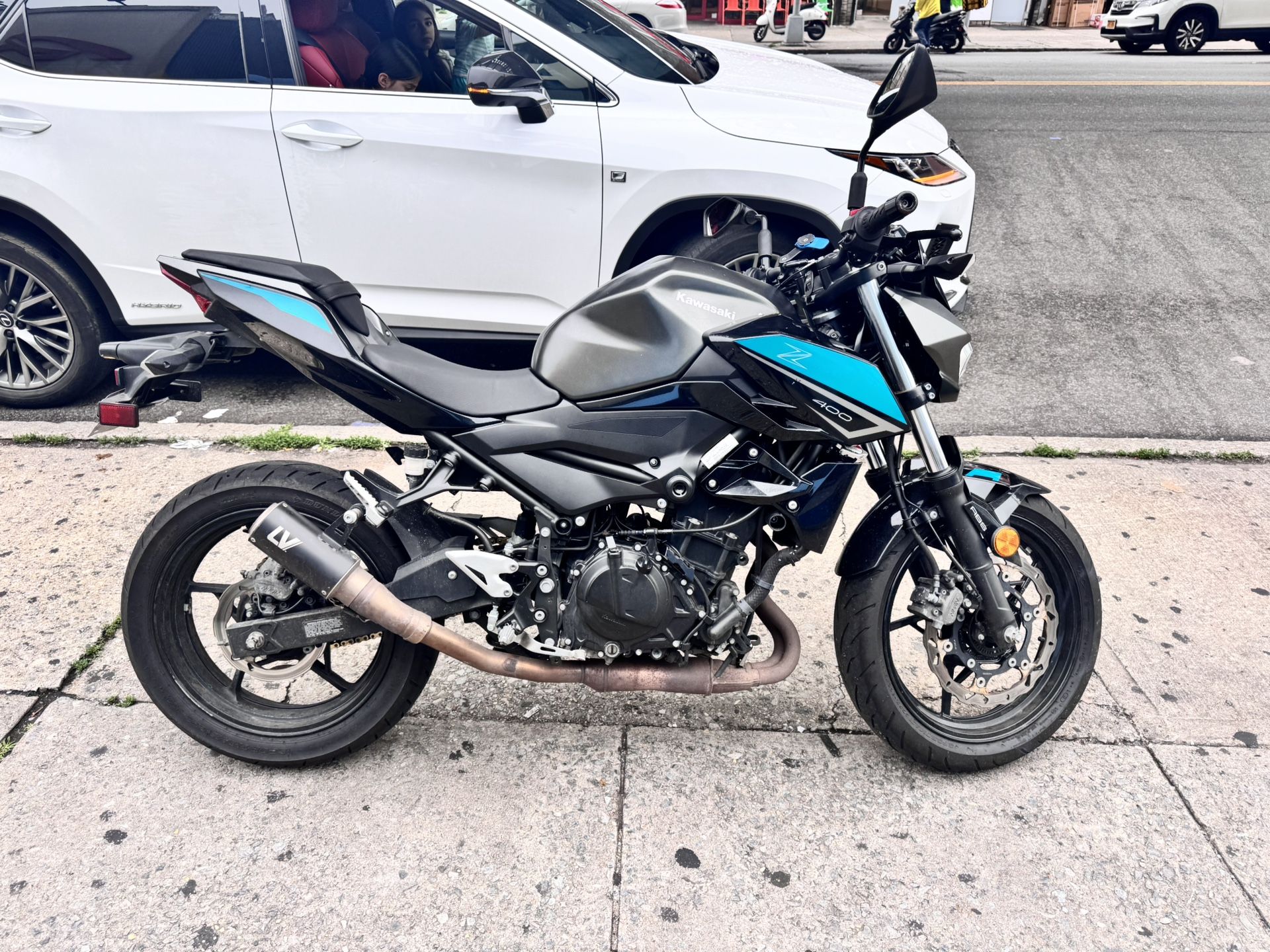 Kawasaki Z400
