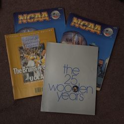 John Wooden UCLA 1995 NCAA Championship Program Sports Illustrated Basketball