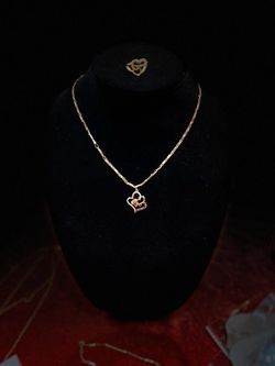 Chain, Pendant and Ring! Perfect For Valentine’s Day! ❤️