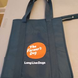 Farmers Dog Zippered Insulated Tote 
