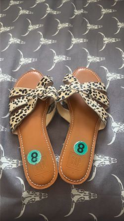 size 8 sandals