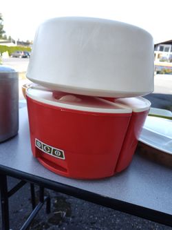 vintage mid-century modern Rubbermaid two-tier Lazy Susan carousel and canister set