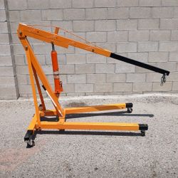 Pittsburgh 2 Ton Capacity Crane