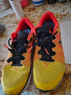 Under Armour Sneakers