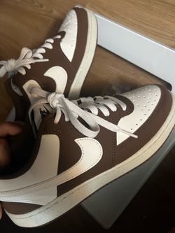 Women’s brown nikes 7