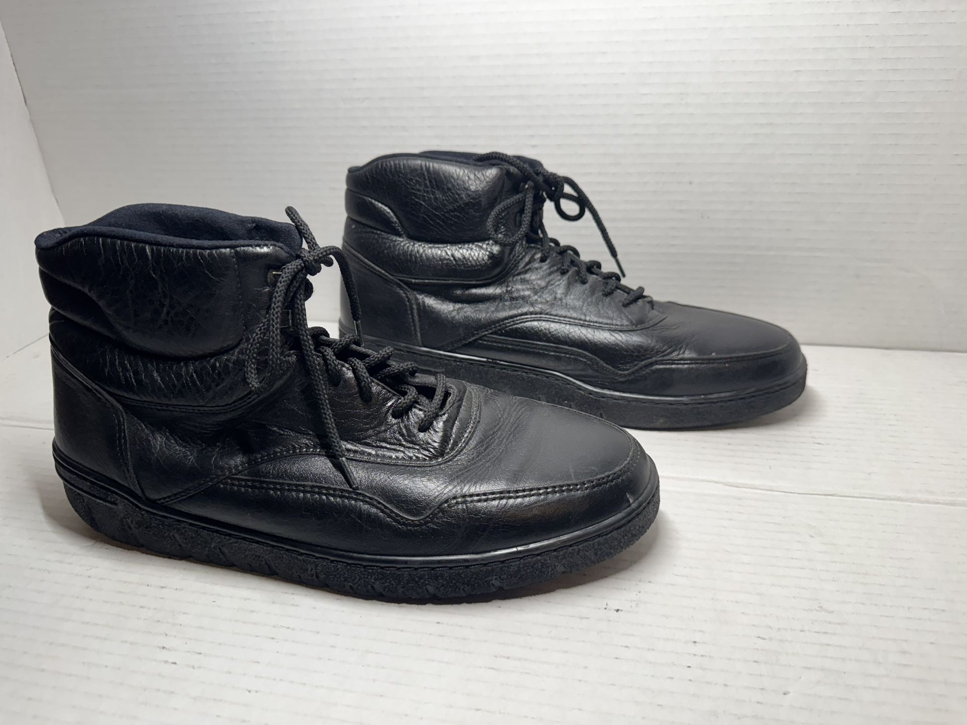 Vintage Red Wings Soft Sided Black Leather Boots (Size 11.5 EE wide)