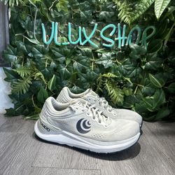 Topo Athletic Ultrafly 4 Mens 9.5 Grey Navy Road Running Footshape Shoes