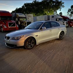 2009 BMW 528i 