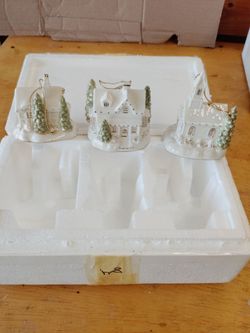 Thomas Kinkade White Christmas Ornaments Set of 3 (With COA & Box)