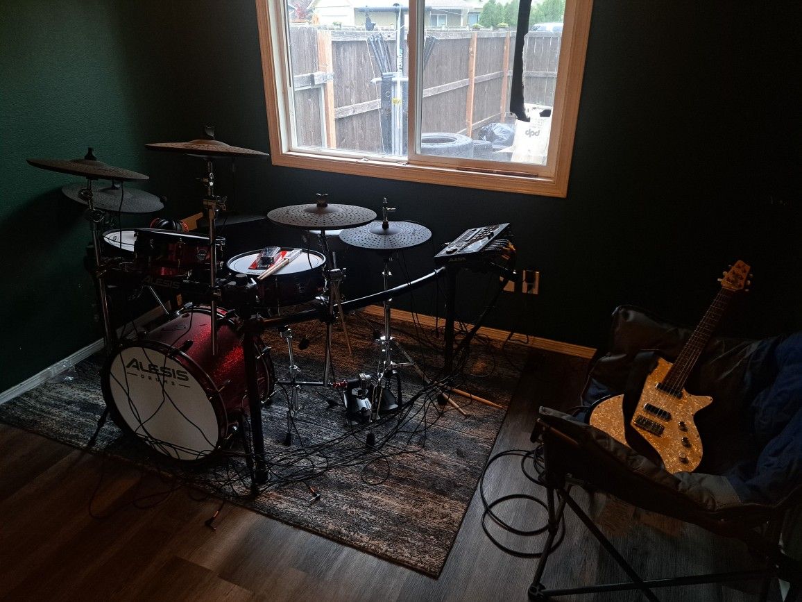 Alesis Strike Pro SE Drumset