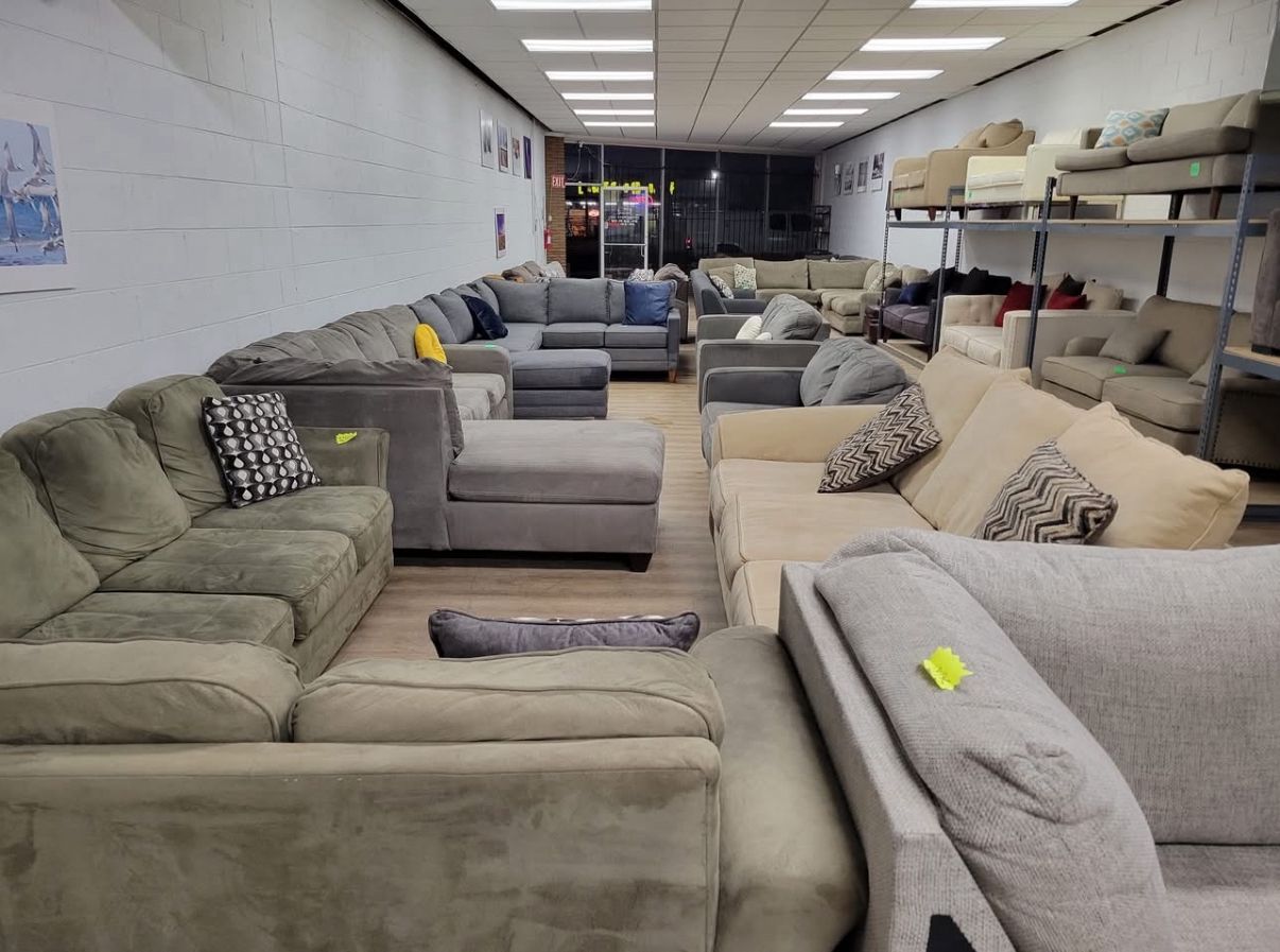 15 Different Clean Modern Sofas in Excellent Condition!! Fire Sale