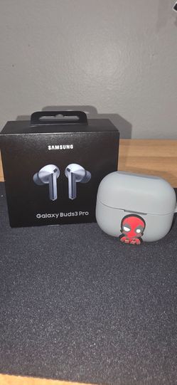 Samsung Galaxy Buds3 Pro with Case