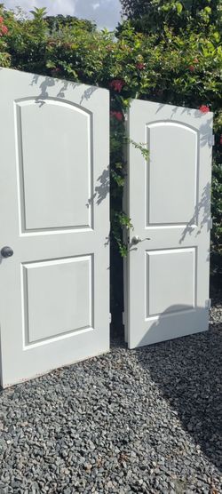 2 interior single door smooth finish sold separately $100 each 36x8