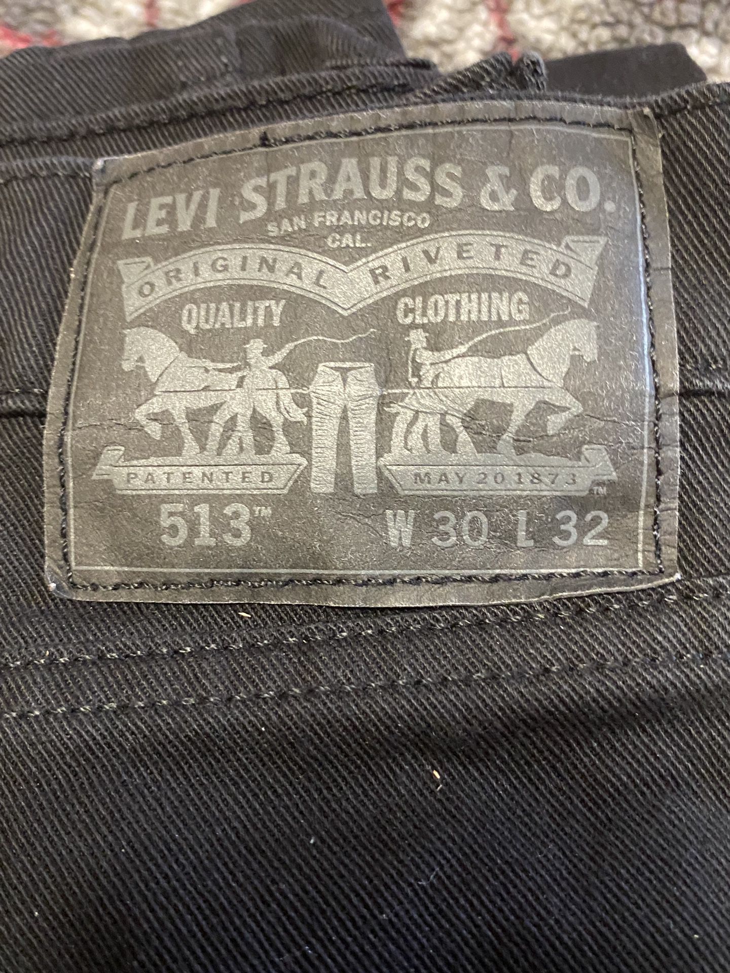 Levi jeans $10 ( 513 ) W 30 L 32