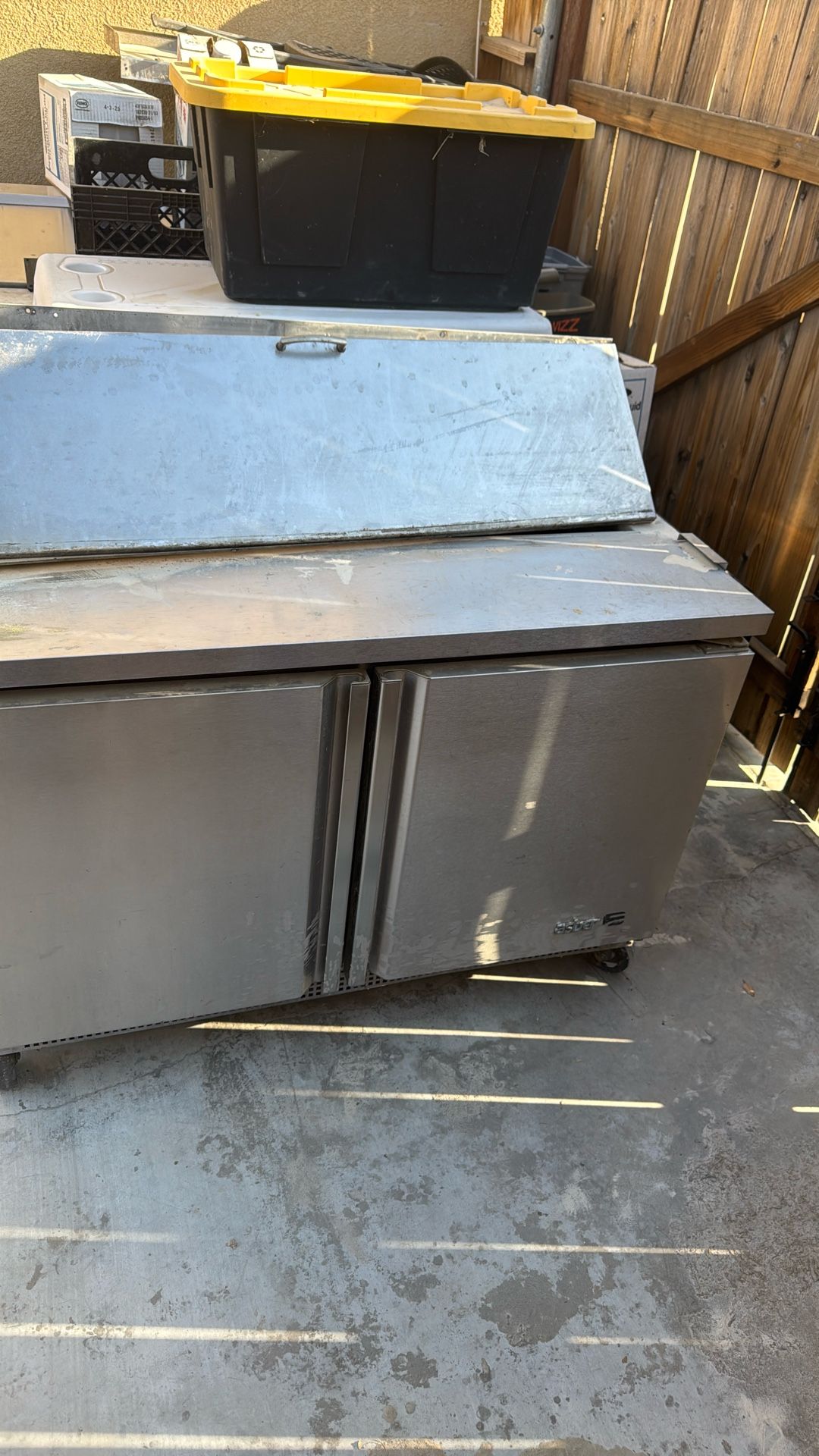 Free Cold table