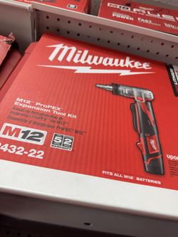 Milwaukee PEX expander