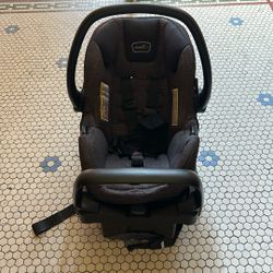 Evenflo LiteMax 30 Infant Car Seat (Knoxville Gray