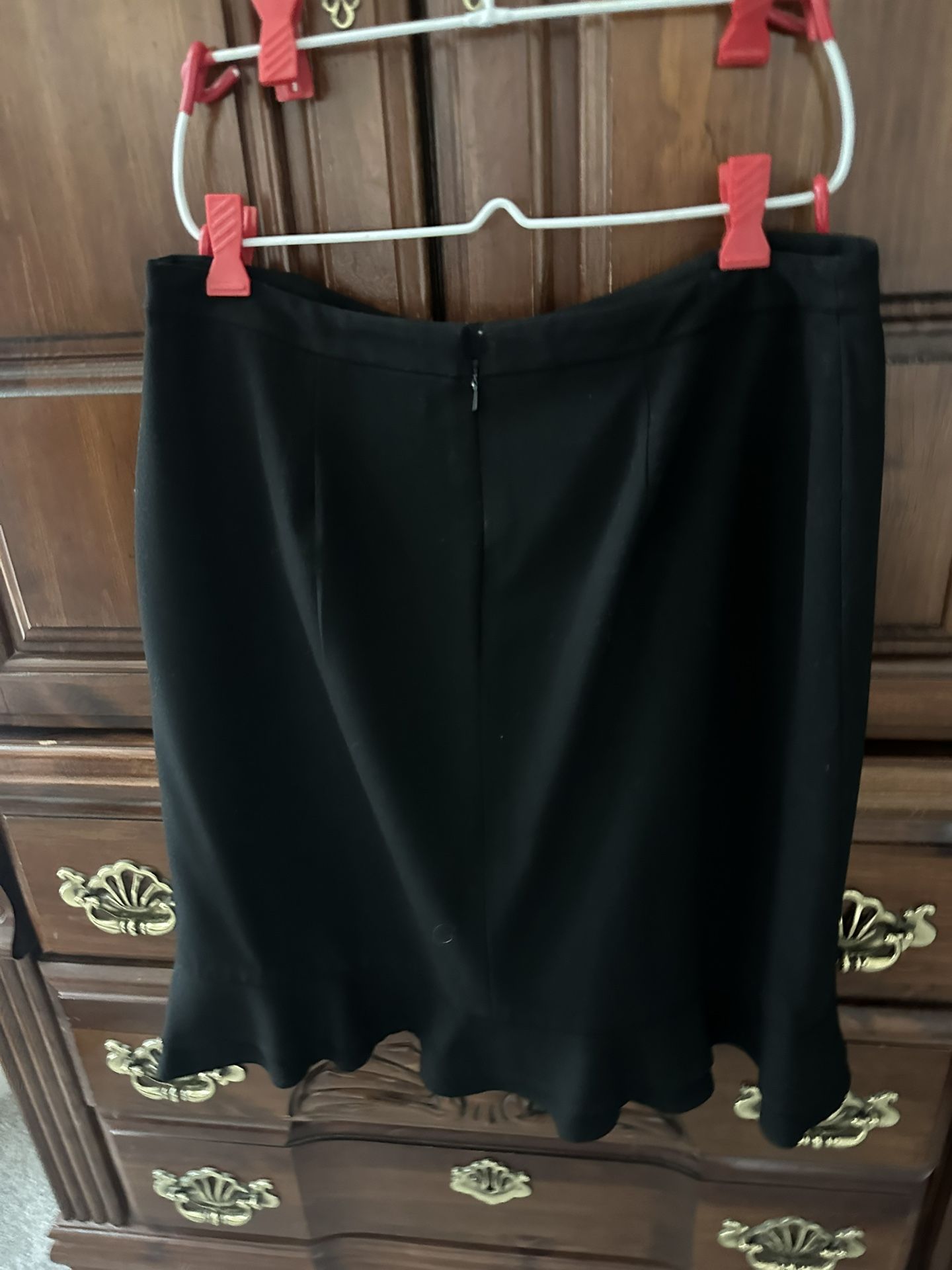Women’s BLACK Skirt