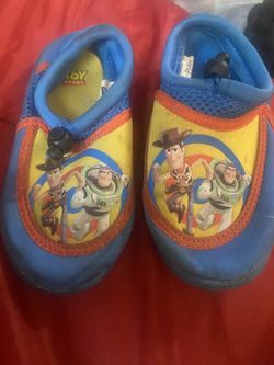 Toy Story Swim Shoes/ Sandles Sz L 9/10
