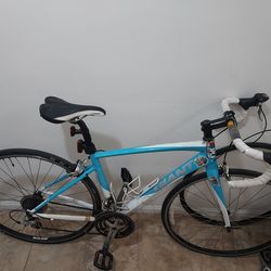 Giant Avail Road Bike