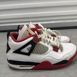 Nike Air Jordan 4