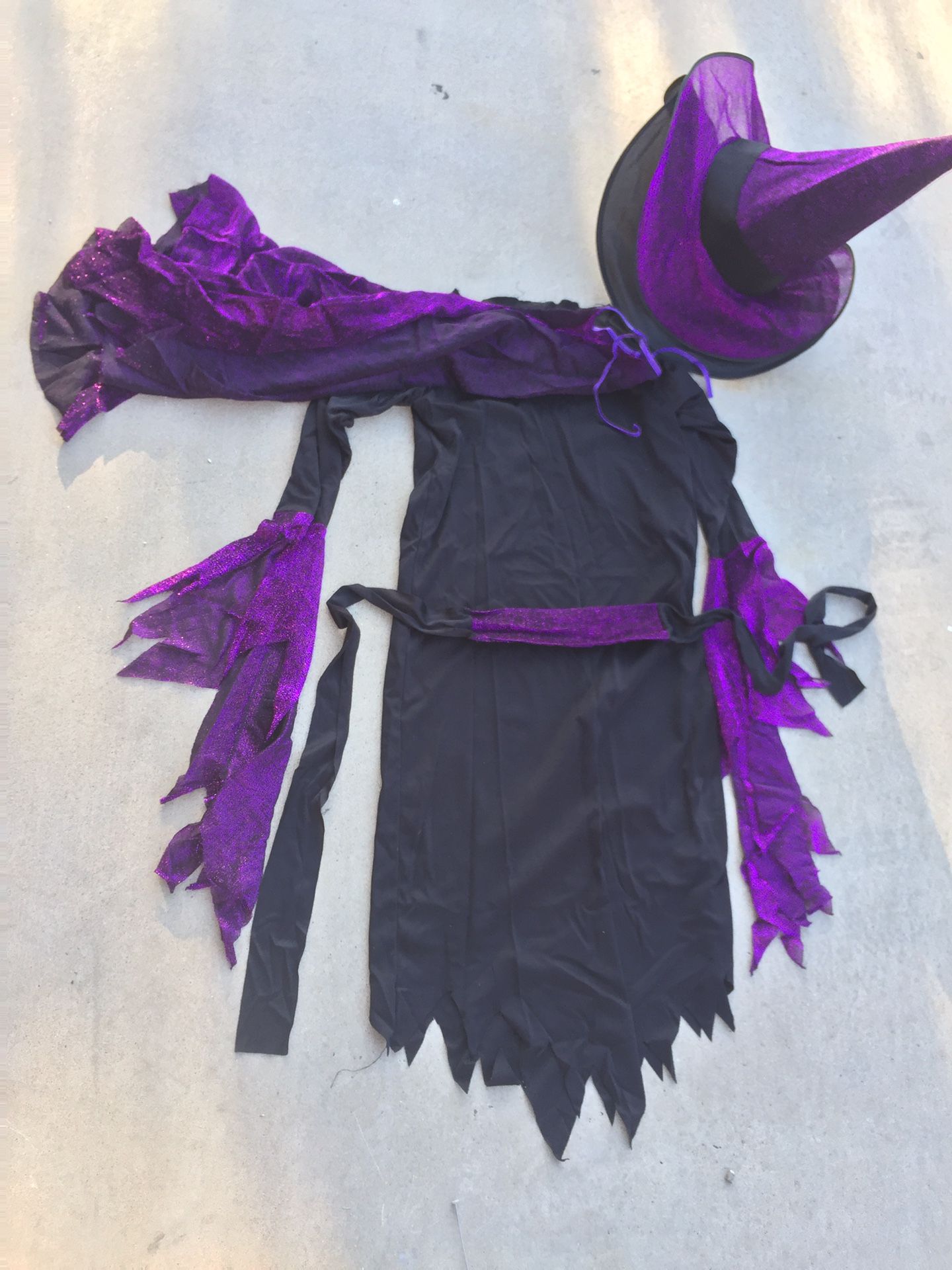 Witch costume