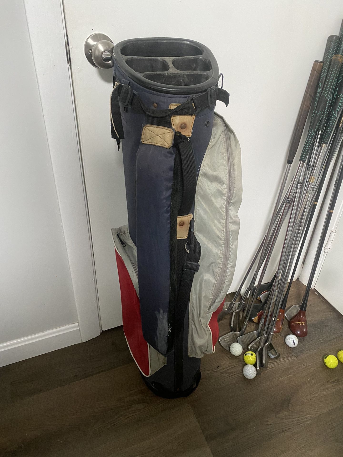 Golf Clubs,bag And Balls