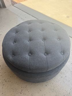 Round Tufted Storage Ottoman with Reversible Tray Lid