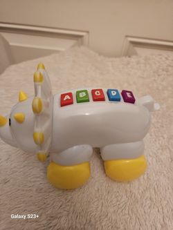 Bright Kingdom Triceratops