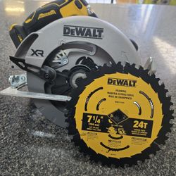 DeWalt 7 1/4" Circular Saw (DCS590)