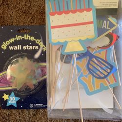 Photo Prop Kit & Glow Stars