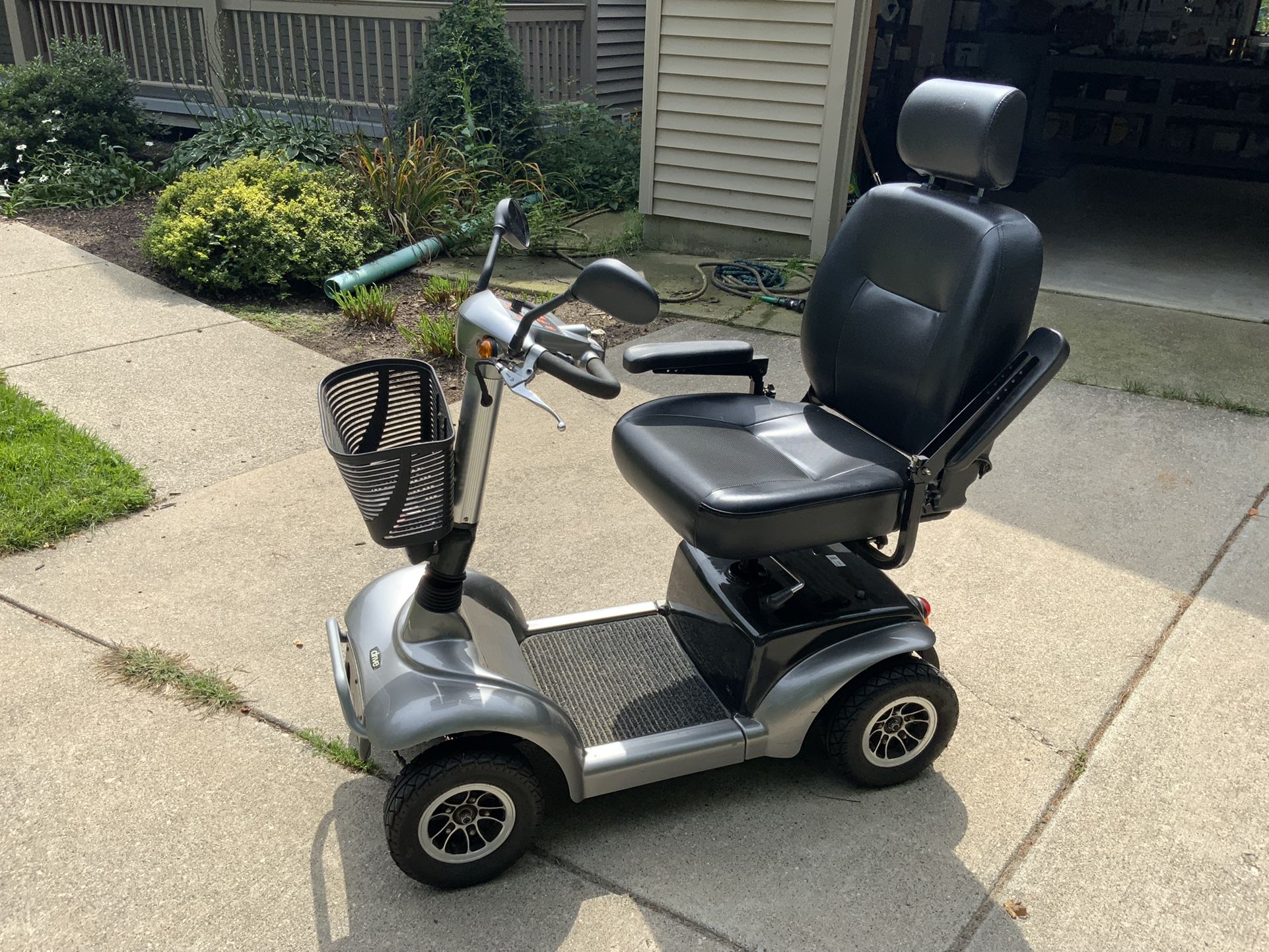 4 Wheel Outdoor Scooter