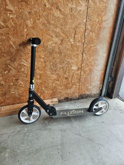 Kid's scooter