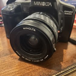 Minolta 5000i Camera With Extra Lens 