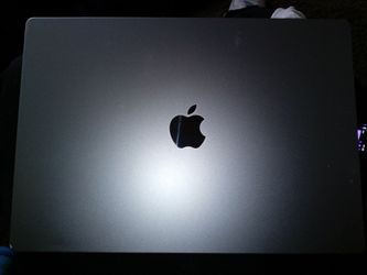 MACBOOK PRO Model A2485 LIKE NEW