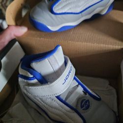 Jordan True Flight Size 8c