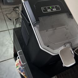 Compact Ice Maker