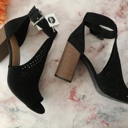 Black Heels, Size 10