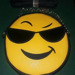 NEW OLIVIA MILLER SUNGLASSES EMOJI CROSSBODY BAG (NWT)